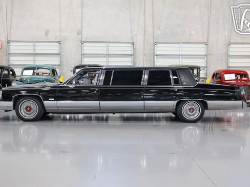 Used 1992 Cadillac Brougham image 18