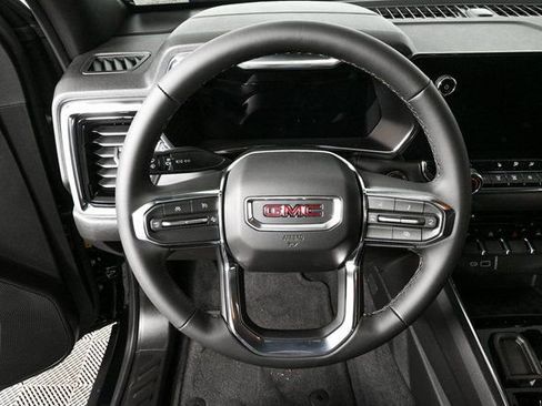 New 2026 GMC Canyon Elevation w/ Convenience Package image 8