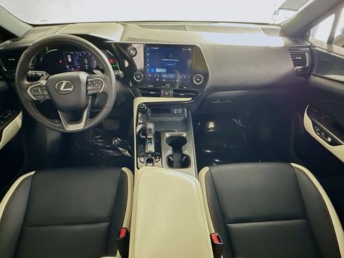Used 2023 Lexus NX 250 FWD w/ Premium Package image 27