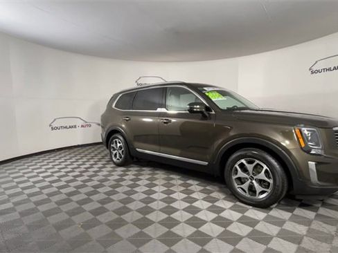 Used 2020 Kia Telluride EX w/ Towing Package image 2