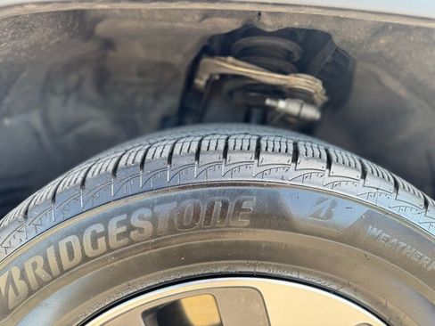 Used 2024 Jeep Grand Cherokee Limited 4xe image 32