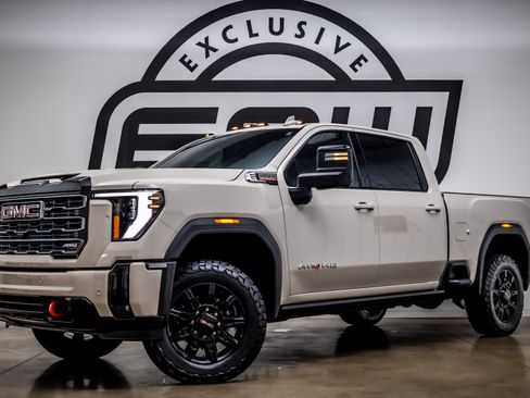 Used 2026 GMC Sierra 2500 AT4 w/ AT4 Premium Plus Package AWD/4WD image 1
