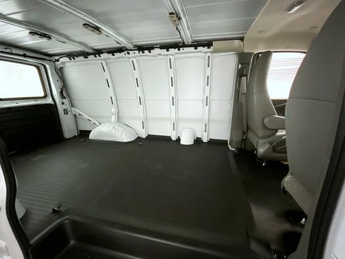 New 2025 Chevrolet Express 3500 w/ Driver Convenience Package image 12