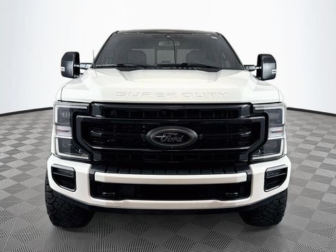 Used 2022 Ford F350 Lariat w/ Black Appearance Package AWD/4WD image 2