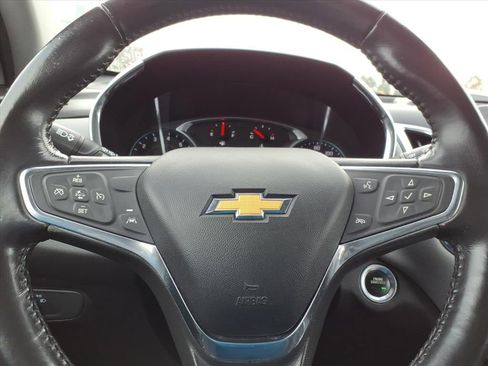 Used 2019 Chevrolet Equinox LT w/ Driver Convenience Package image 23