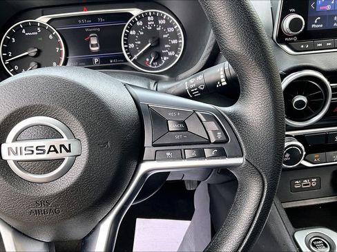 Used 2023 Nissan Sentra SV FWD image 18