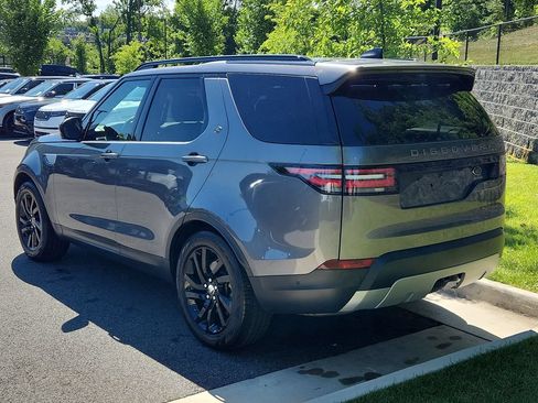 Used 2017 Land Rover Discovery HSE AWD/4WD image 12