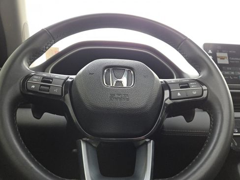 Used 2024 Honda Pilot Touring image 27