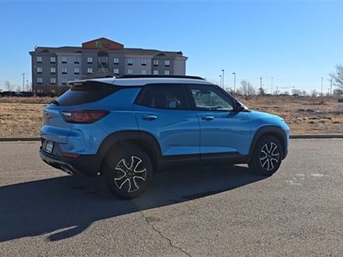 Used 2025 Chevrolet TrailBlazer ACTIV w/ Convenience Package image 6
