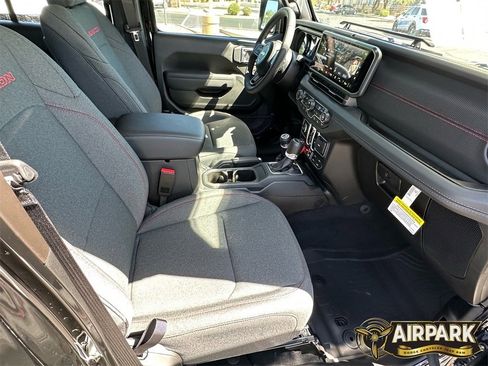 New 2025 Jeep Gladiator Rubicon w/ Safety Group image 12