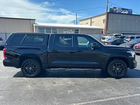 Used 2024 Toyota Tundra Platinum AWD/4WD image 12
