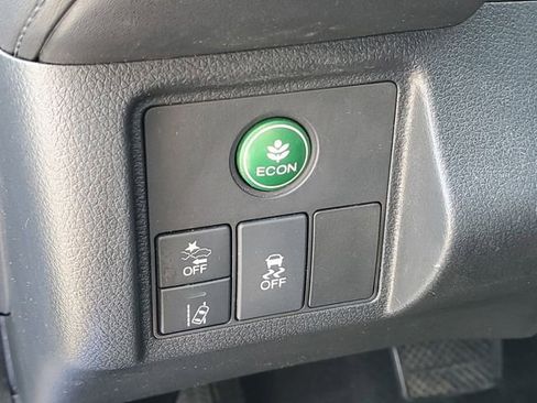 Used 2022 Honda HR-V EX-L image 18