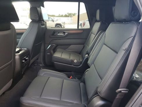 New 2026 GMC Yukon Denali w/ Denali Reserve Package image 11