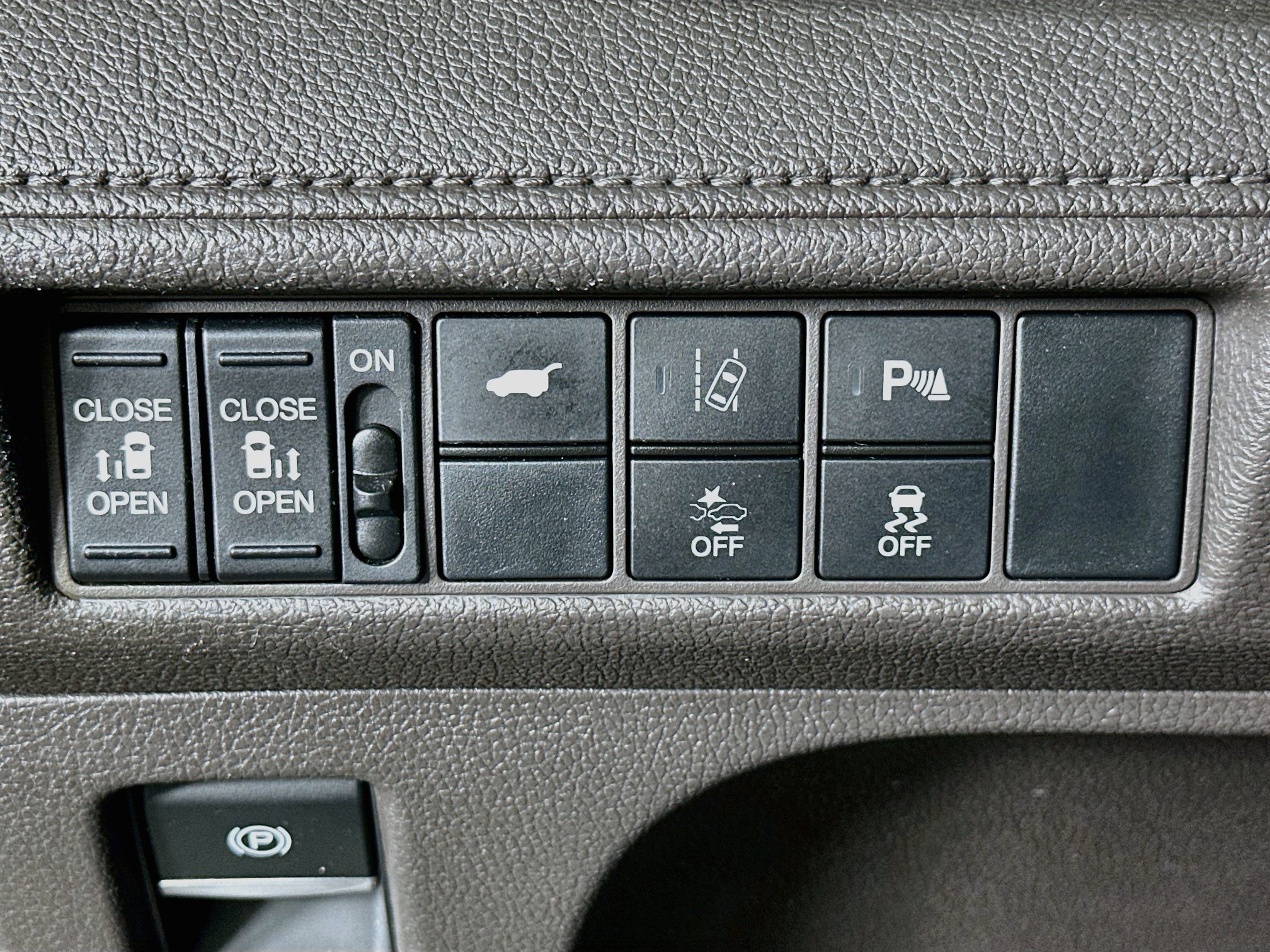 Used 2018 Honda Odyssey Touring image 17