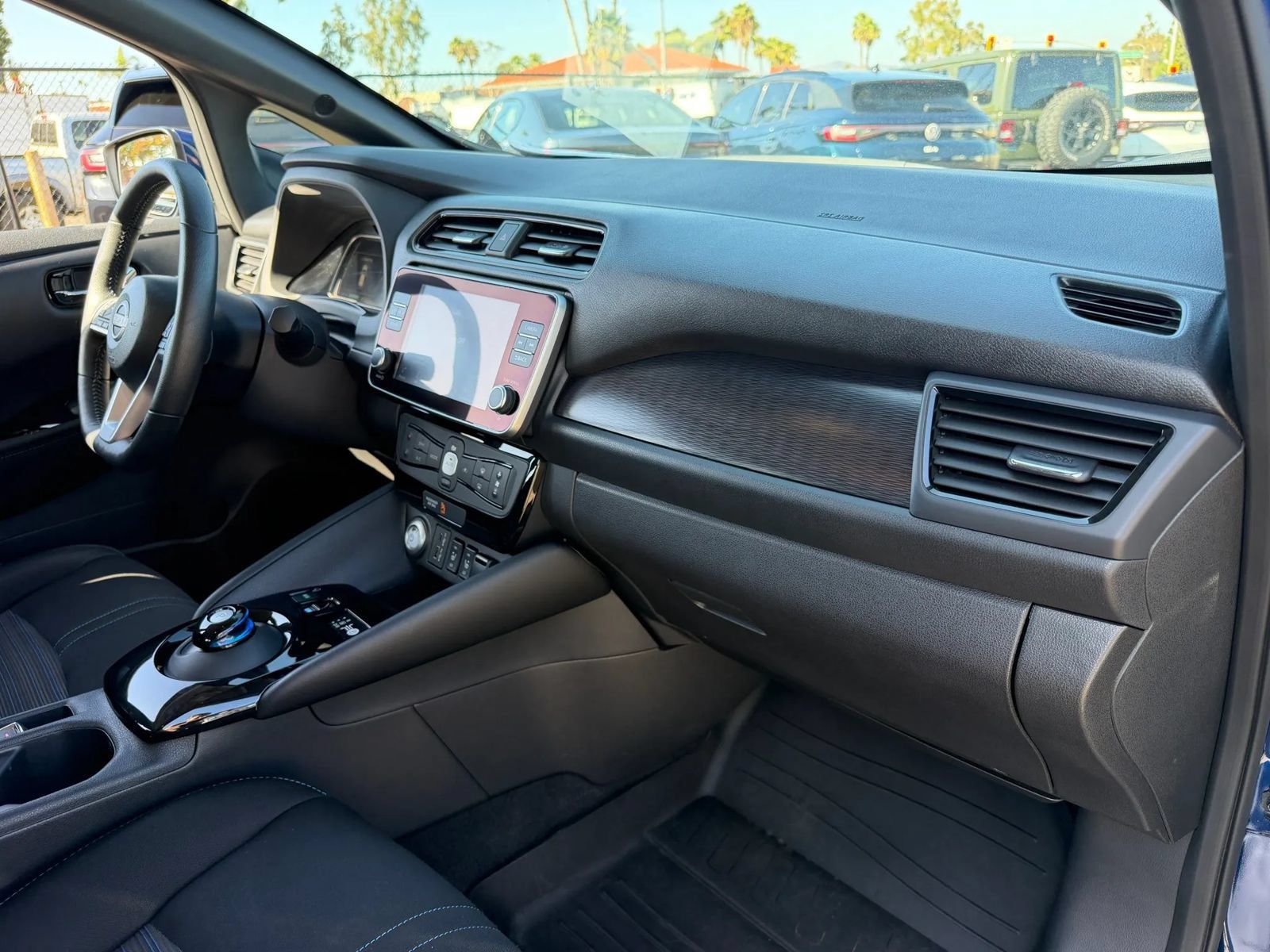Used 2024 Nissan Leaf SV Plus FWD image 20