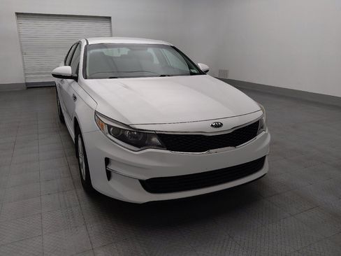Used 2018 Kia Optima LX FWD image 14