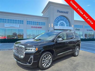 Used 2023 GMC Acadia Denali w/ LPO, Floor Liner Package