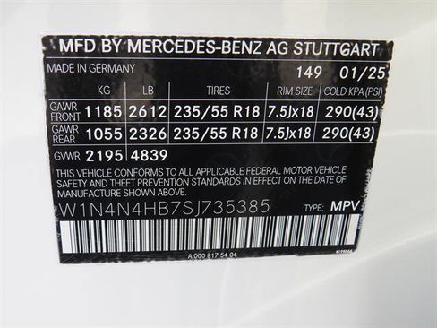 Used 2025 Mercedes-Benz GLA 250 4MATIC image 7