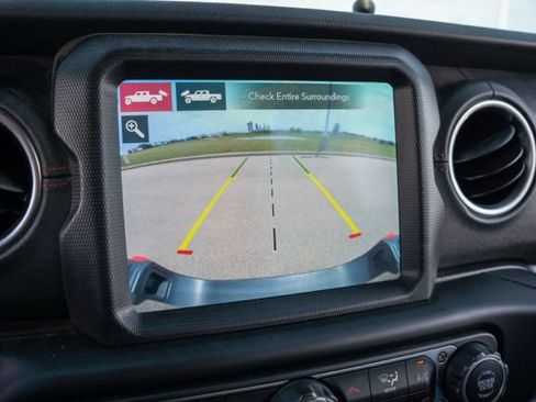 Used 2020 Jeep Gladiator Rubicon AWD/4WD image 21
