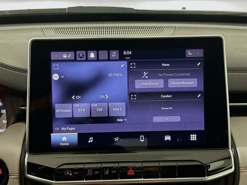 Used 2022 Jeep Compass Limited image 19