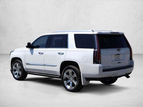 Used 2017 Cadillac Escalade Platinum AWD/4WD image 9