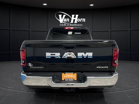 Used 2026 RAM 2500 Big Horn AWD/4WD image 6