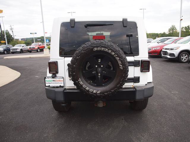 Used 2014 Jeep Wrangler Unlimited Sahara AWD/4WD image 2