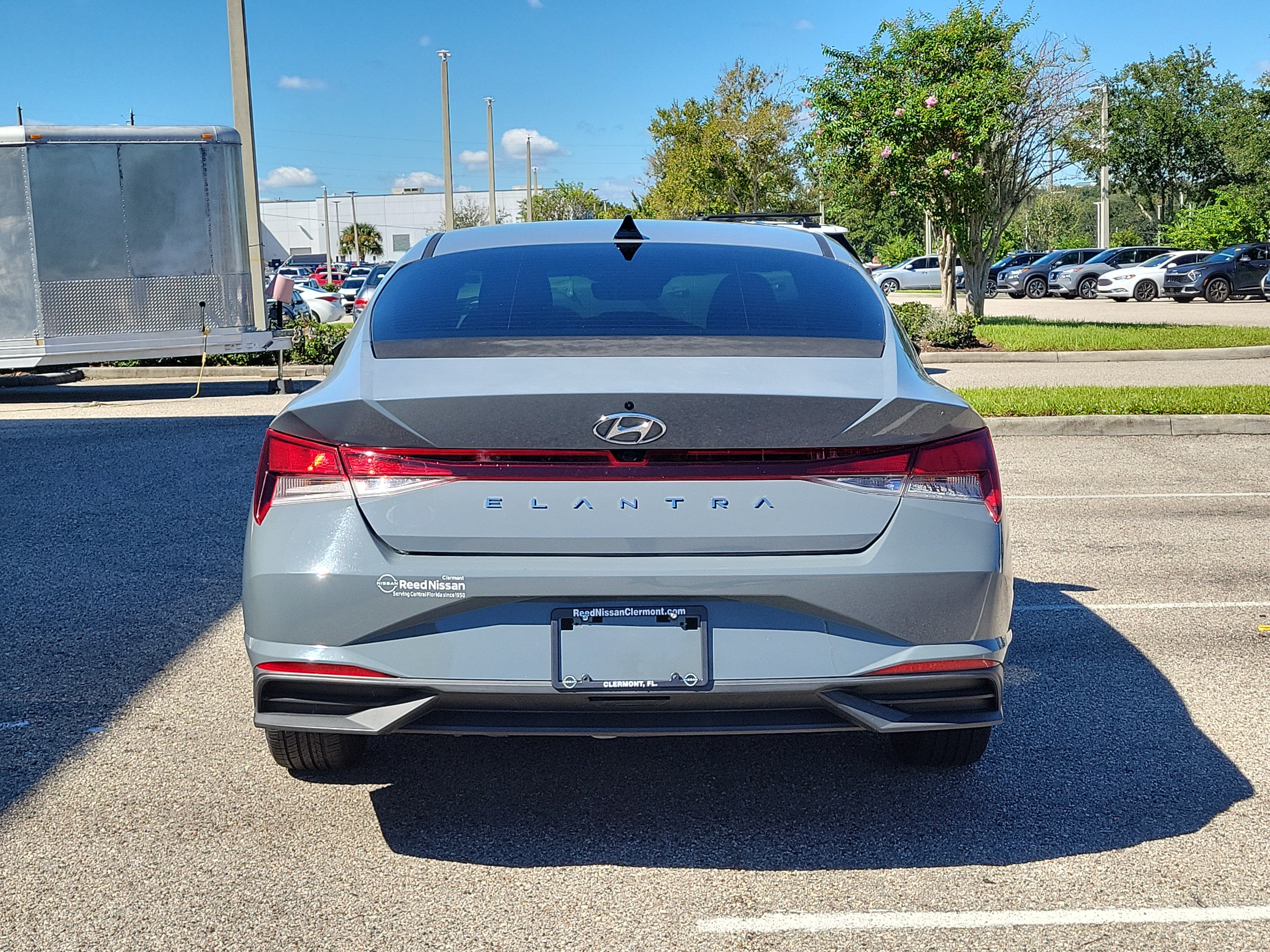 Used 2021 Hyundai Elantra SEL w/ Convenience Package FWD image 7