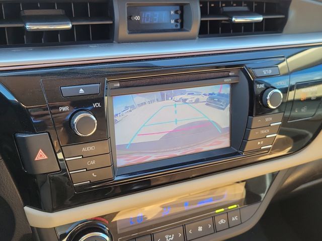 Used 2016 Toyota Corolla LE FWD image 27