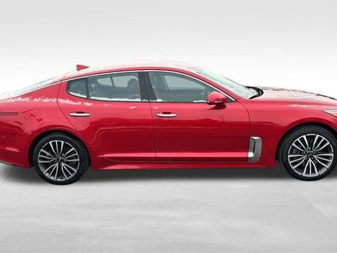 Used 2019 Kia Stinger image 31