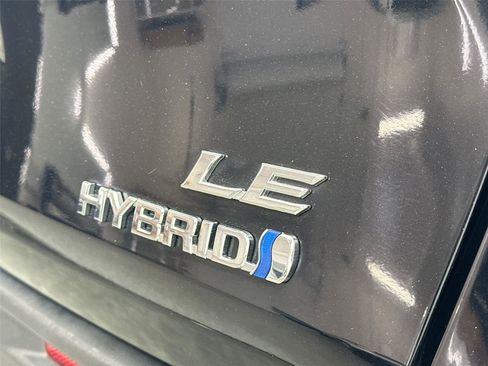 Used 2024 Toyota Sienna LE image 13