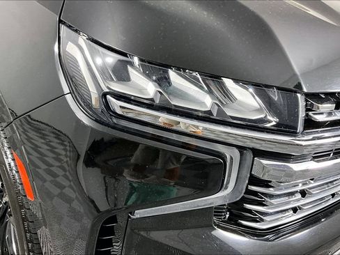 Used 2021 Chevrolet Tahoe Premier w/ Premium Package AWD/4WD image 31