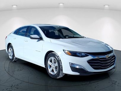 Used 2022 Chevrolet Malibu LS w/ Driver Confidence Package