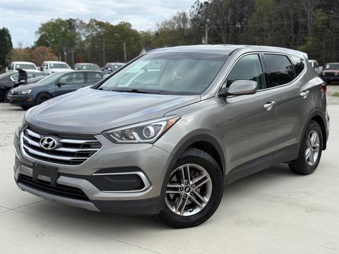 Used 2018 Hyundai Santa Fe Sport w/ Cargo Package FWD image 3