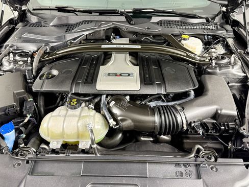 Used 2020 Ford Mustang GT Premium RWD image 14