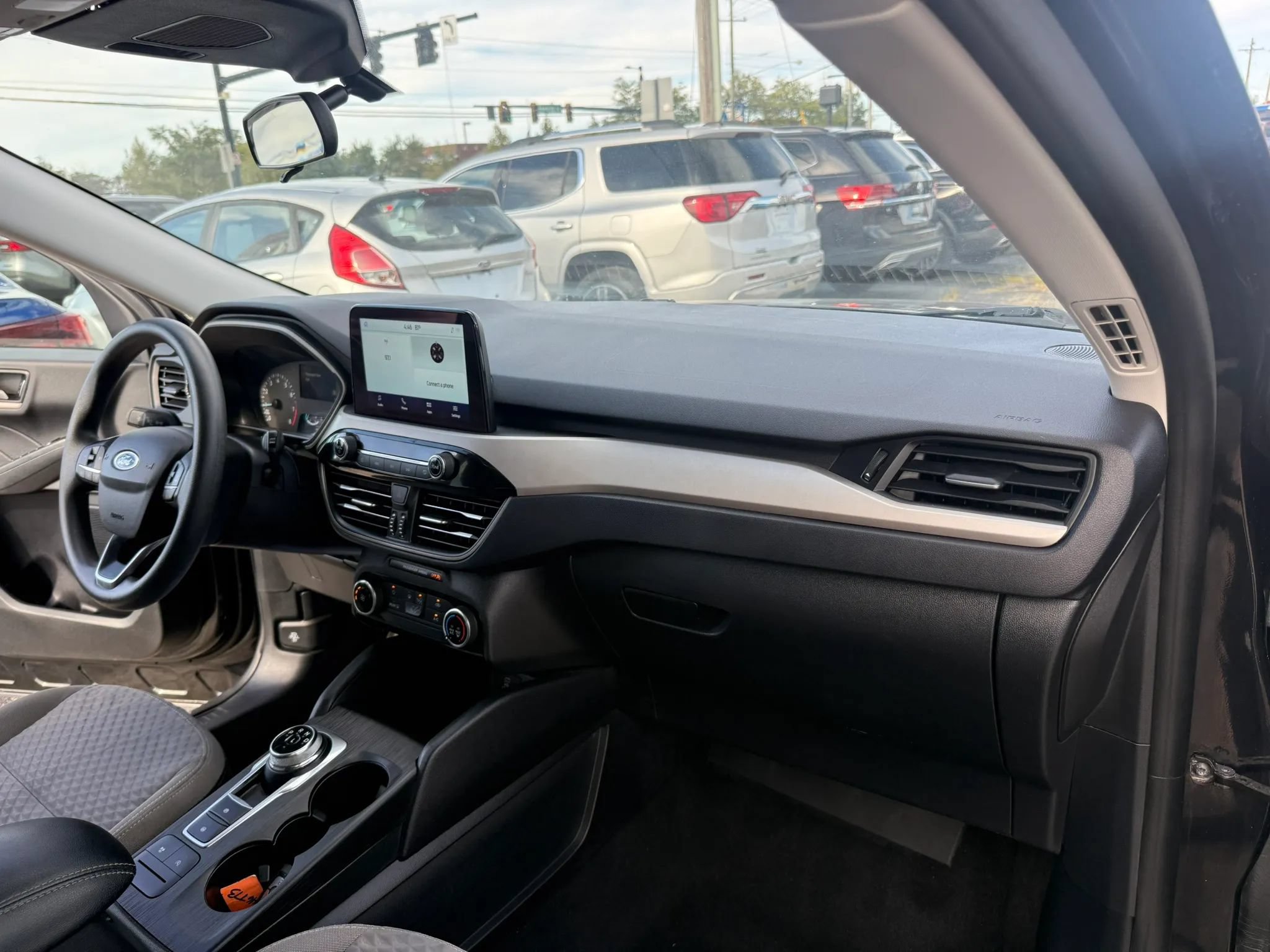 Used 2022 Ford Escape SE FWD image 23