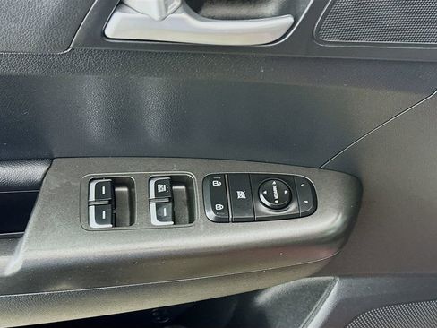Certified 2022 Kia Sportage LX AWD/4WD image 18