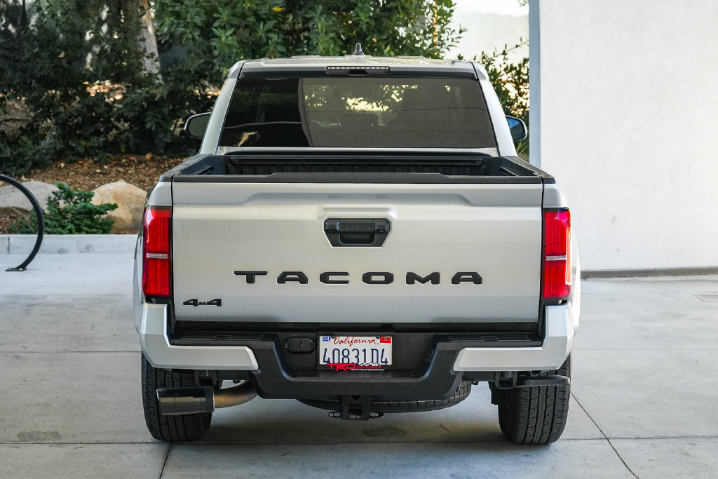 Used 2025 Toyota Tacoma TRD Sport AWD/4WD image 5