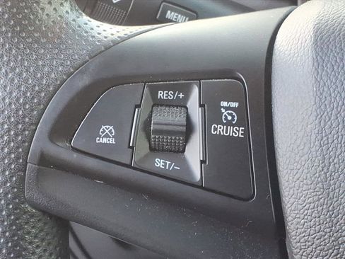 Certified 2022 Chevrolet Trax LS w/ Tint and Cruise Package image 18