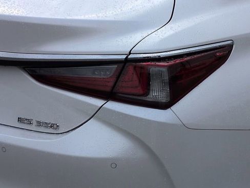Used 2021 Lexus ES 350 w/ Premium Package image 12