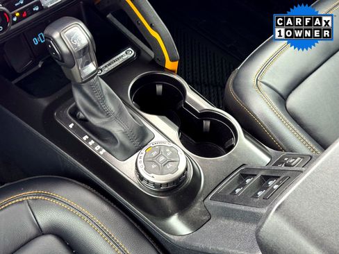 Used 2023 Ford Bronco Badlands image 26