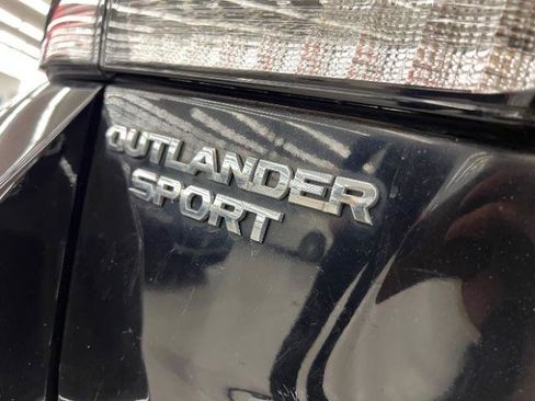 Used 2020 Mitsubishi Outlander Sport ES image 34