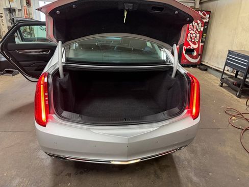 Used 2014 Cadillac XTS Luxury image 14