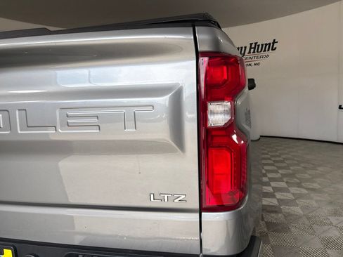Used 2024 Chevrolet Silverado 1500 LTZ w/ LTZ Convenience Package II AWD/4WD image 35