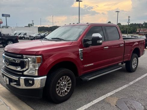 Used 2021 Ford F250 XLT w/ XLT Premium Package AWD/4WD image 4