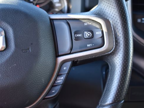 Used 2024 RAM 2500 Tradesman w/ Chrome Appearance Group image 13