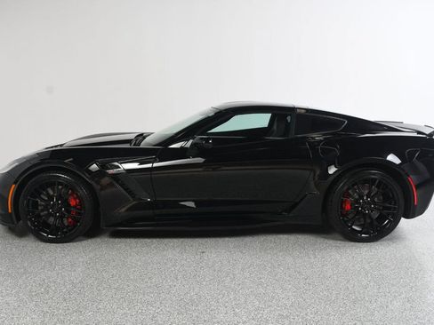 Used 2019 Chevrolet Corvette Z06 RWD image 4