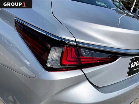 Used 2020 Lexus ES 350 w/ Premium Package image 25