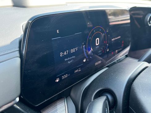 Used 2025 Chevrolet Tahoe LT image 25