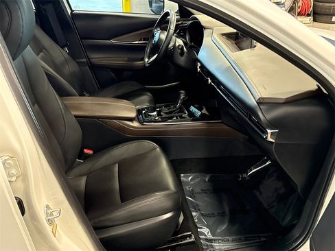 Certified 2023 MAZDA CX-30 AWD 2.5 S w/ Premium Package image 15